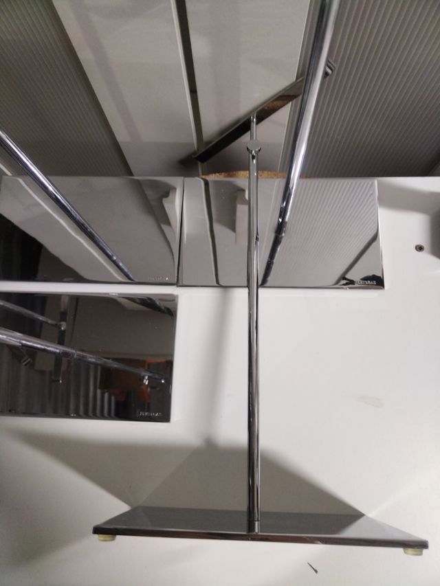 Percheros
pie de inox 8 unidades