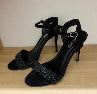 Sandalia de Tacón Negra Elegante 38