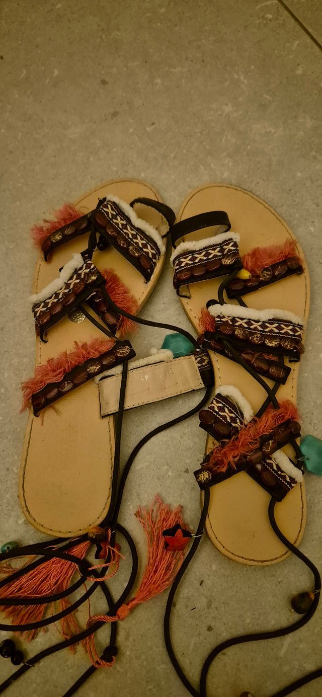 Sandalias con cordón