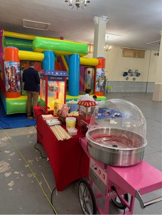 ALQUILER CASTILLOS HINCHABLES PARA SU EVENTO