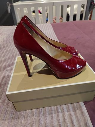 Zapatos de tacón Guess