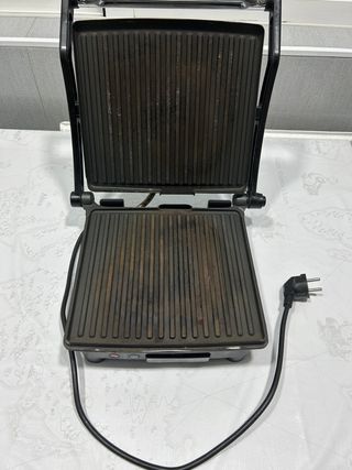 Plancha Grill 180 Grados 1800W Mkt105 Jata