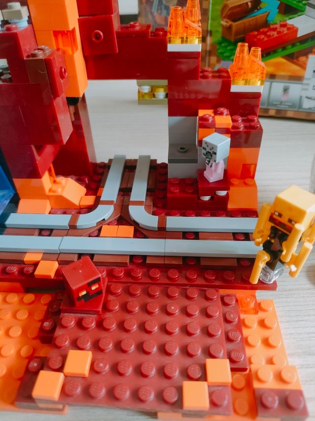 Lego Minecraft 21143