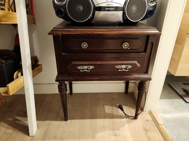 Mesita noche o auxiliar