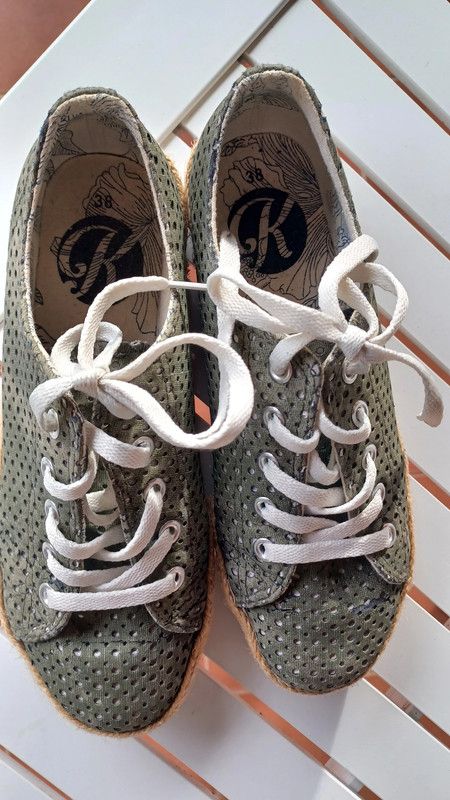 Zapatillas verdes rejilla