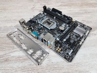 Placa GigaByte GA-H81M-D2V (1150)