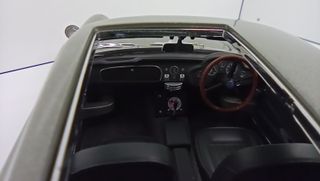 Autoart Aston Martin DB5 Goldfinger 007 1/18