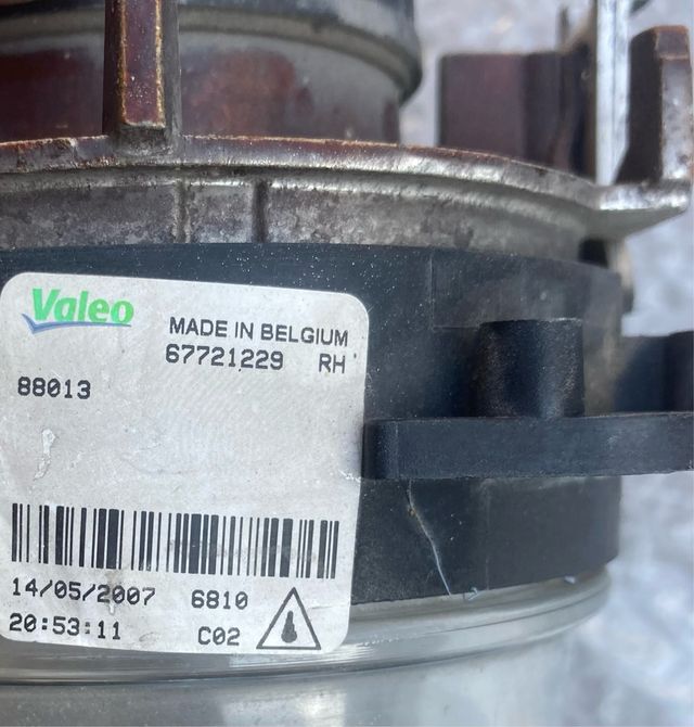 Antinieblas Citroen Xsara Picasso