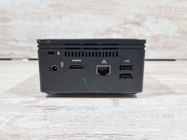 Mini Ordenador GigaByte N2807 8GB 240SSD