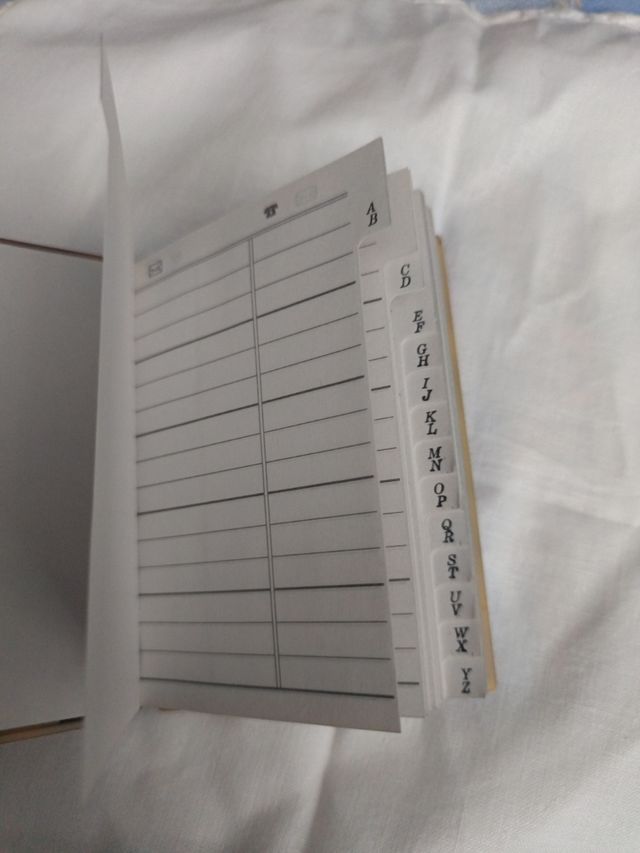 Agenda telefónica para llevar en el bolso ,