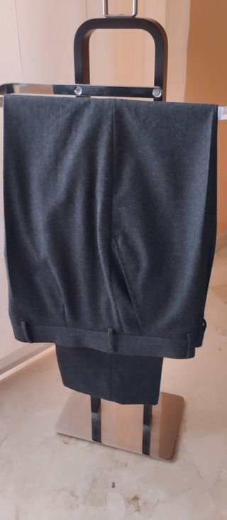 Traje caballero Carolina Herrera.