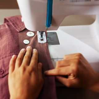 Máquina de coser BelleCouture 6600