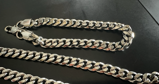 cadena de acero inoxidable mas pulsera+regalo