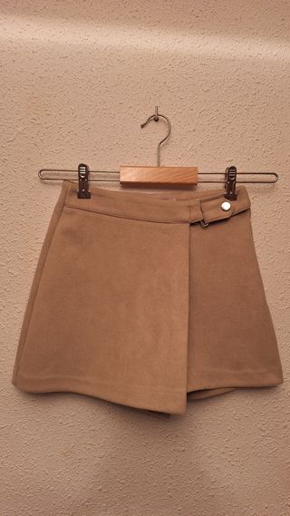 Falda de terciopelo beige-marrón