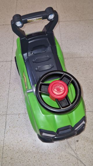 Coche correpasillos