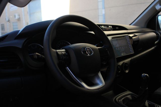 TOYOTA HILUX CABINA DOBLE AÑO:2020 107900KM NUEVA
