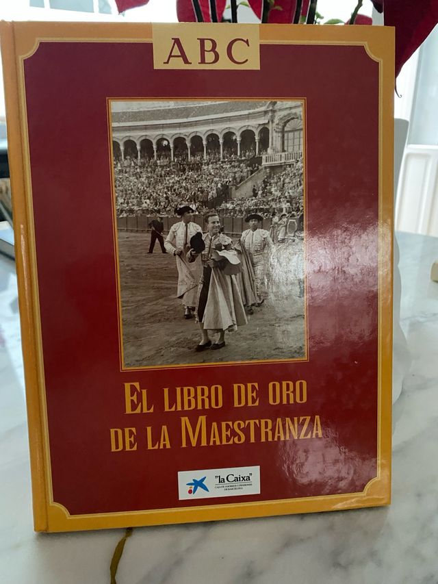 EL LIBRO DE ORO DE LA MAESTRANZA