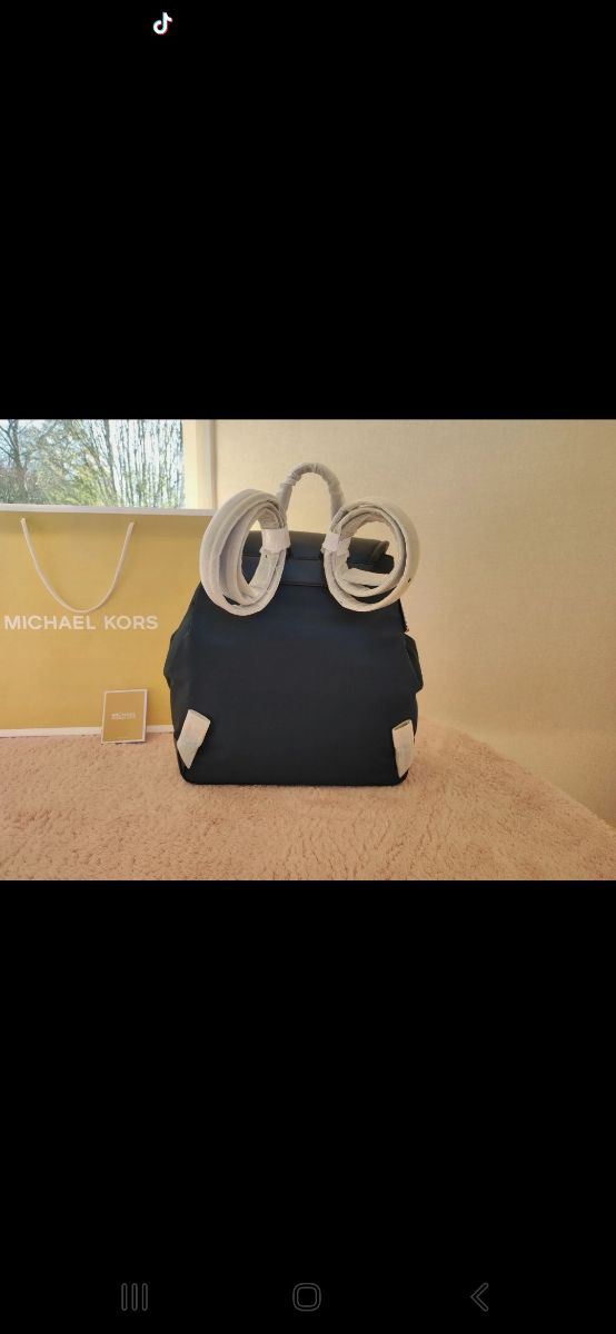 Mochila Michael kors 2025