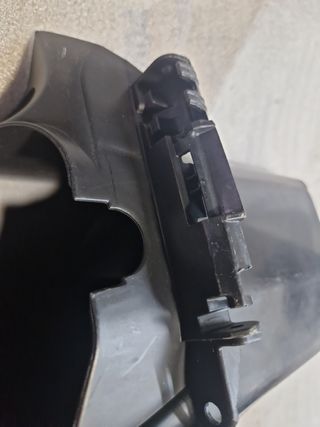Guantera para Yamaha xmax 300cc. 2017-2020.