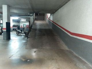 Garaje en venta en Can Clota en Esplugues de Llobregat