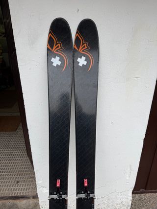 Esquis travesia Movement AlpTracks 94 177