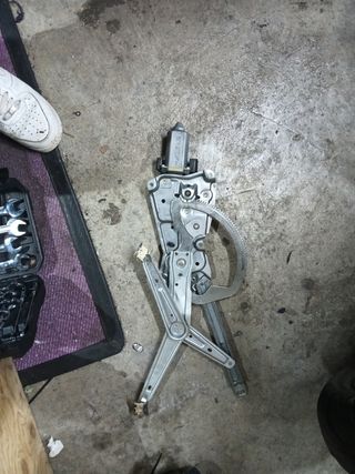 Elevalunas delantero derecho e36