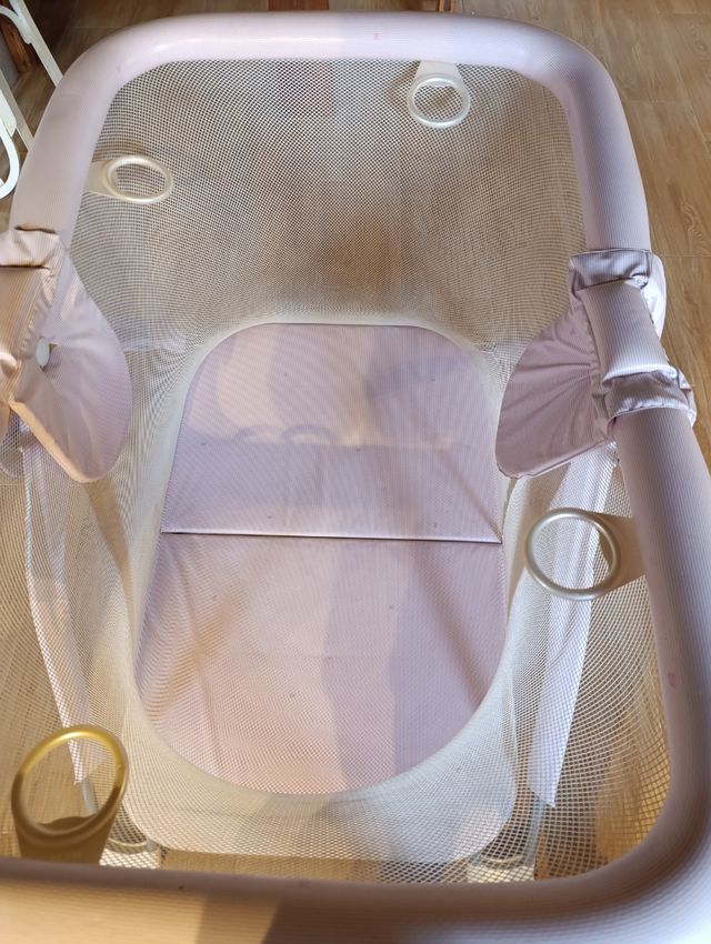 Parque infantil rosa