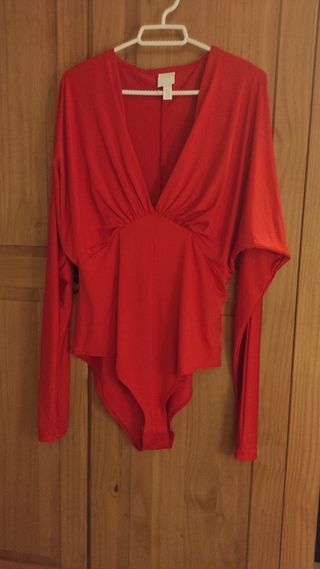 Body rojo H&M