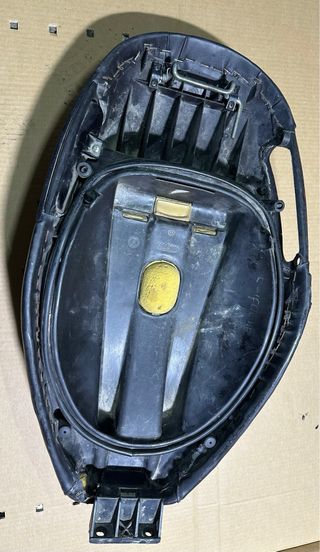 Asiento corto Piaggio Zip SP copa