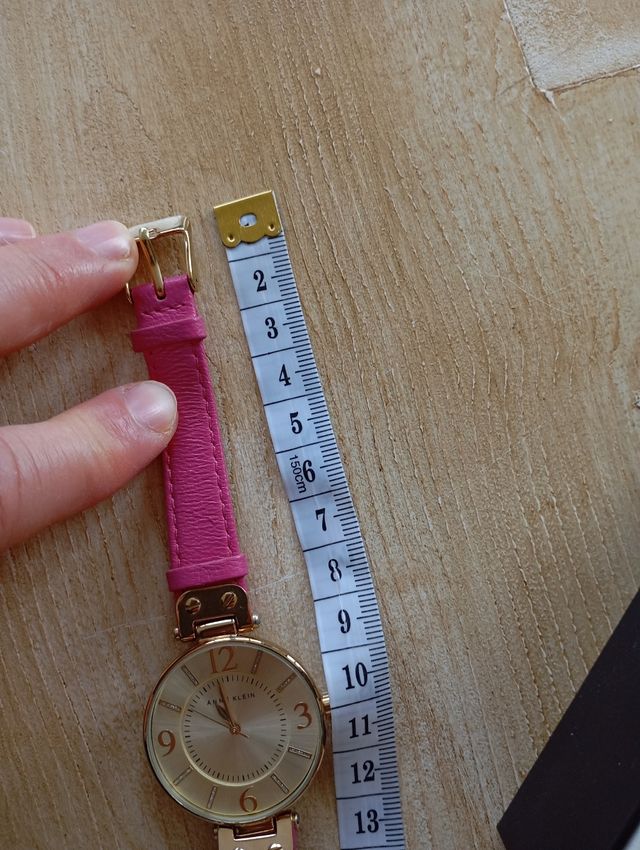 Reloj analógico Anne Klein