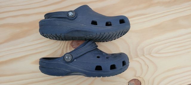 Sandalias Crocs azul para nin@os
