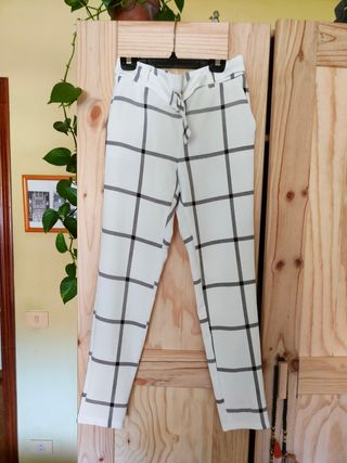 Pantalón de tela a cuadros