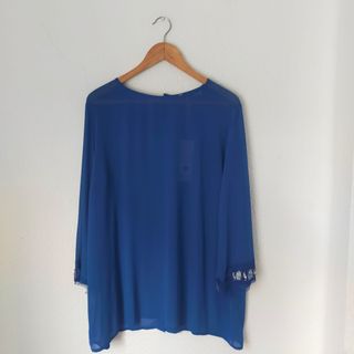 Precioso conjunto de camiseta y camisa 
