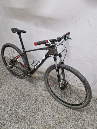 Bicicleta BTT  BH Carbono