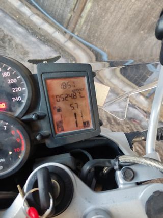 Se vende Moto BMW en muy buen estado.
