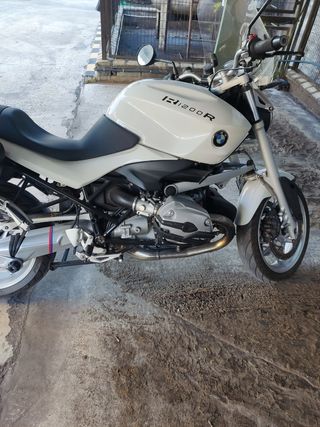 Se vende Moto BMW en muy buen estado.