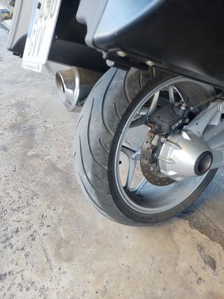 Se vende Moto BMW en muy buen estado.
