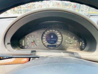 MERCEDES 220 CDI W211