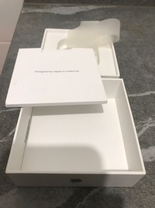 Caja  AirPods