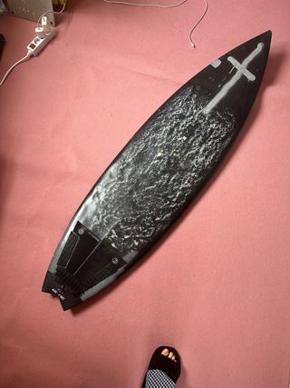 Tabla de surf pukas modelo dark