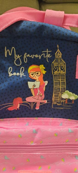 Lote de 3 minimochilas y un bolsita de niña.