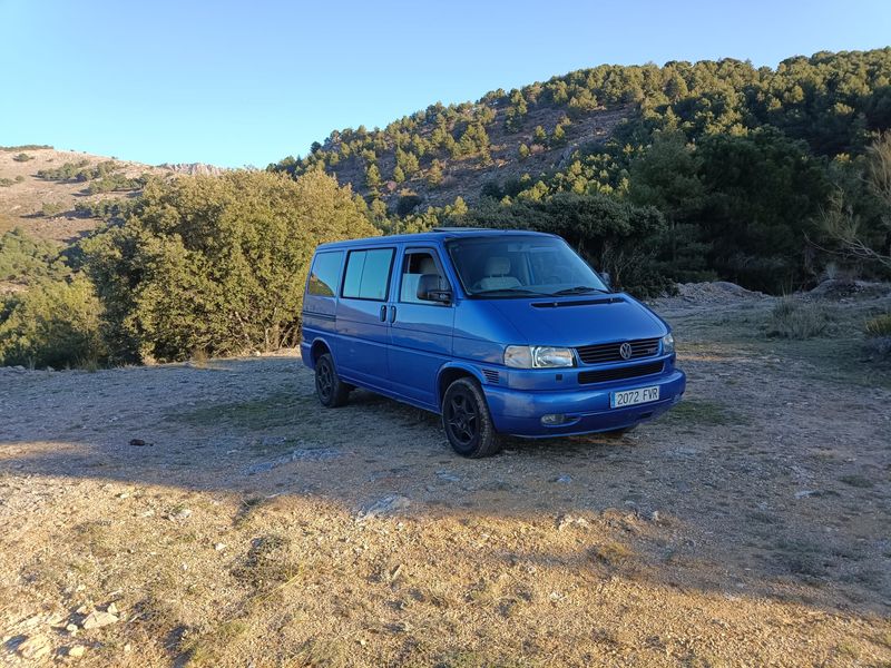 Volkswagen Multivan 2.5 tdi Syncro - foto 1