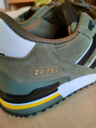 Adidas zx 750 44.5