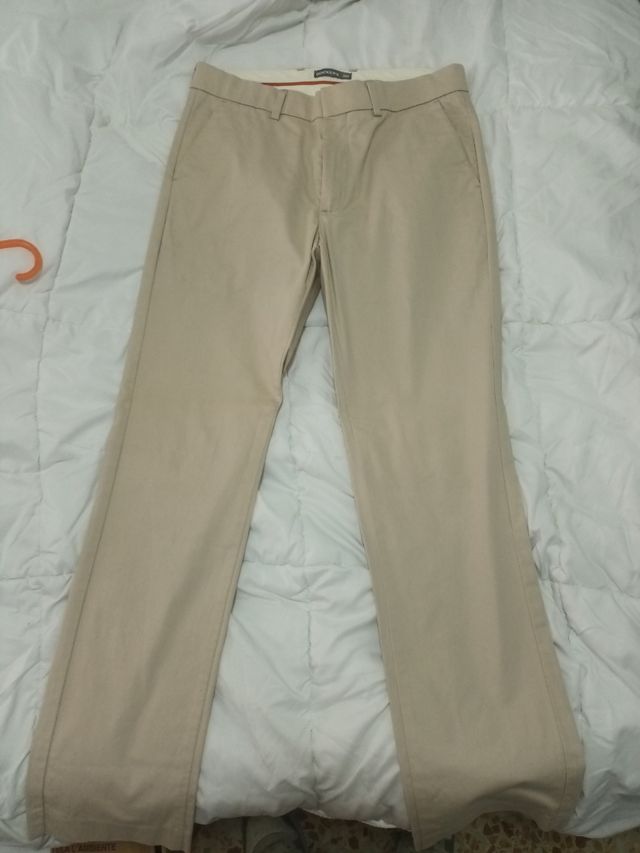 Dockers
 nuevos modelo DO talla 42 