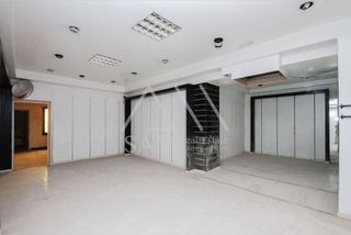 Local comercial en venta en Vilapicina i la Torre Llobeta en Barcelona