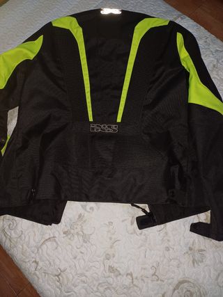 Chaqueta moto mujer tallaS con sus protecciones 