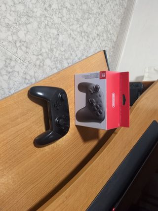 Se vende mando pro Nintendo switch 