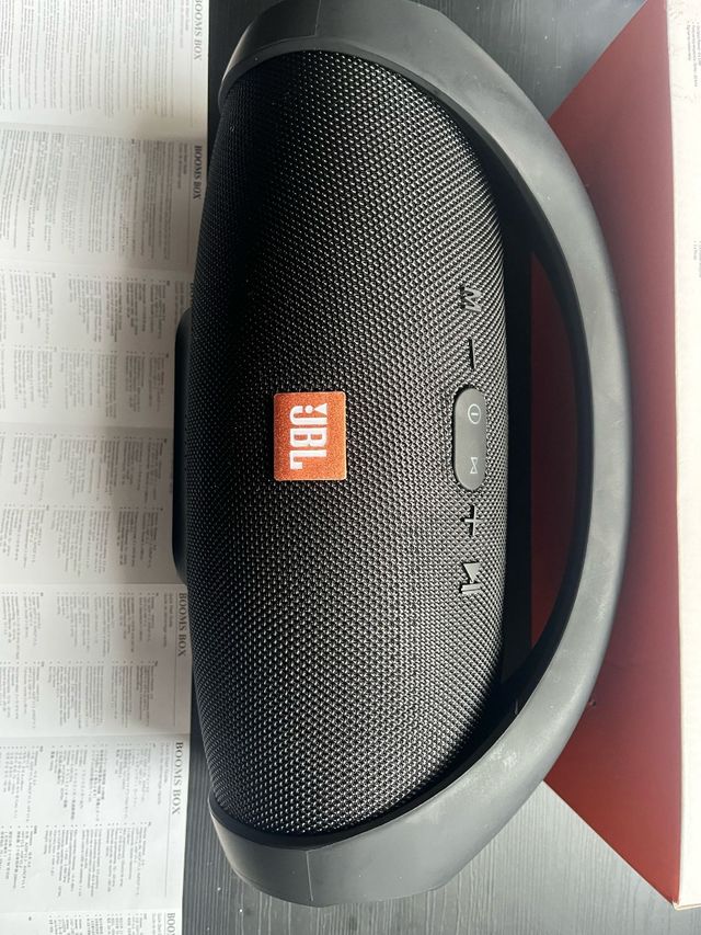 JBL BoomBox altavoz