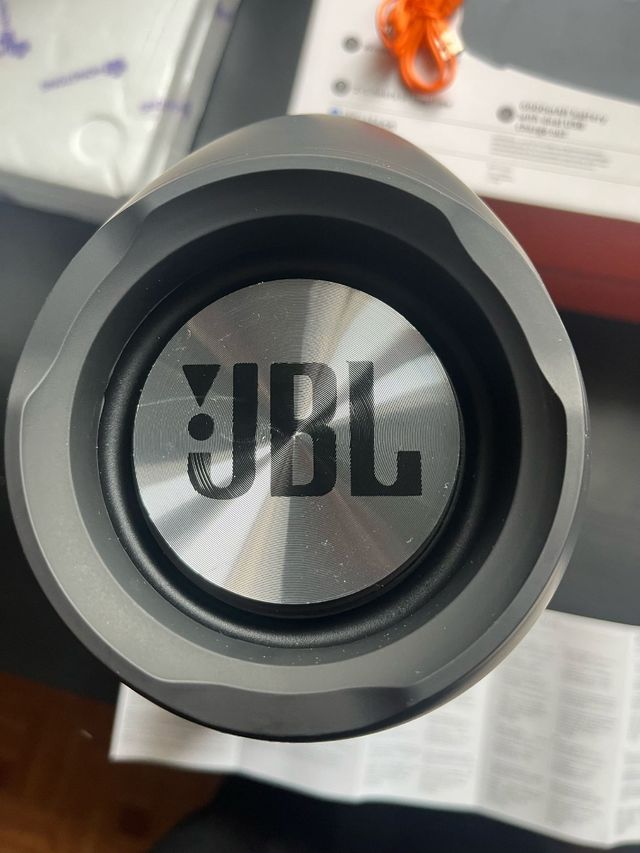JBL BoomBox altavoz