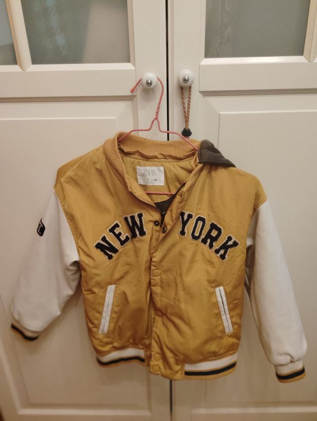 Bomber Niño Zara,mangas de polipiel T6/7